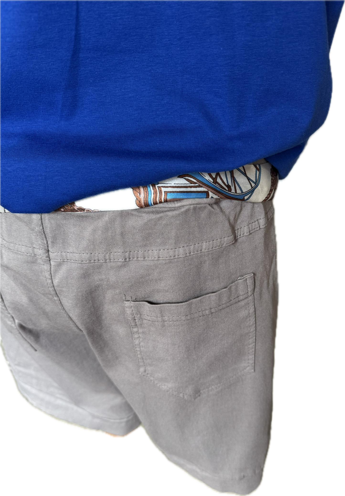 T-Shirt in kräftigem blau mit Aufdruck