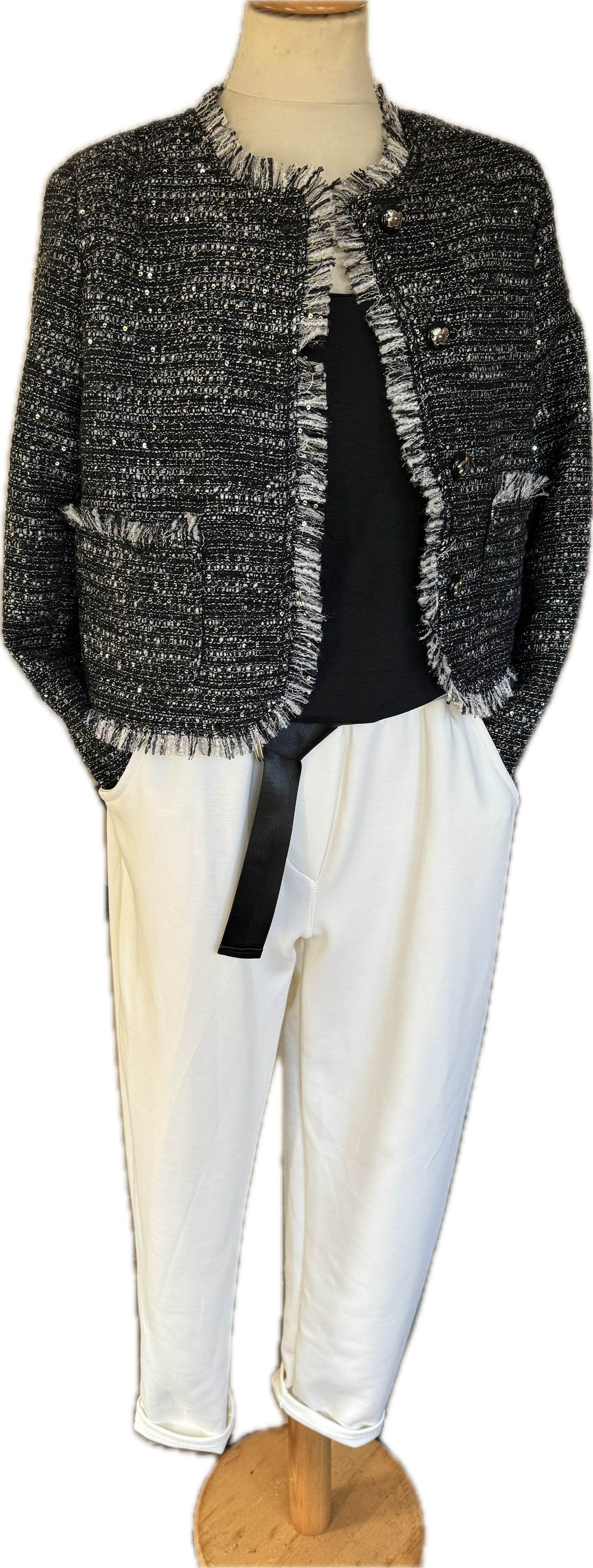 Chinohose mit Gürtel in cremeweiß, beige, braun und oliv