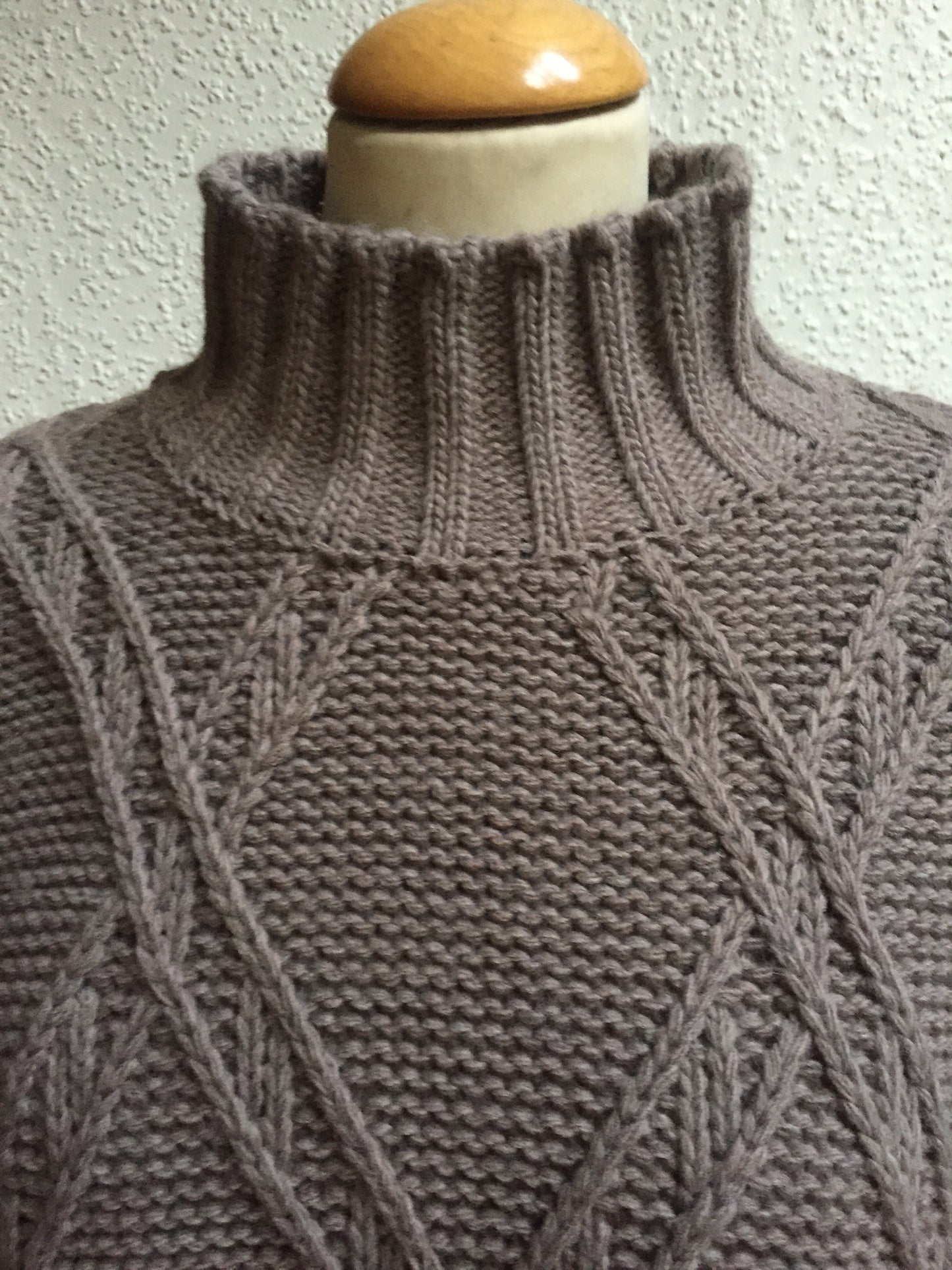 Grobgestrickter Pullover, tolles Muster