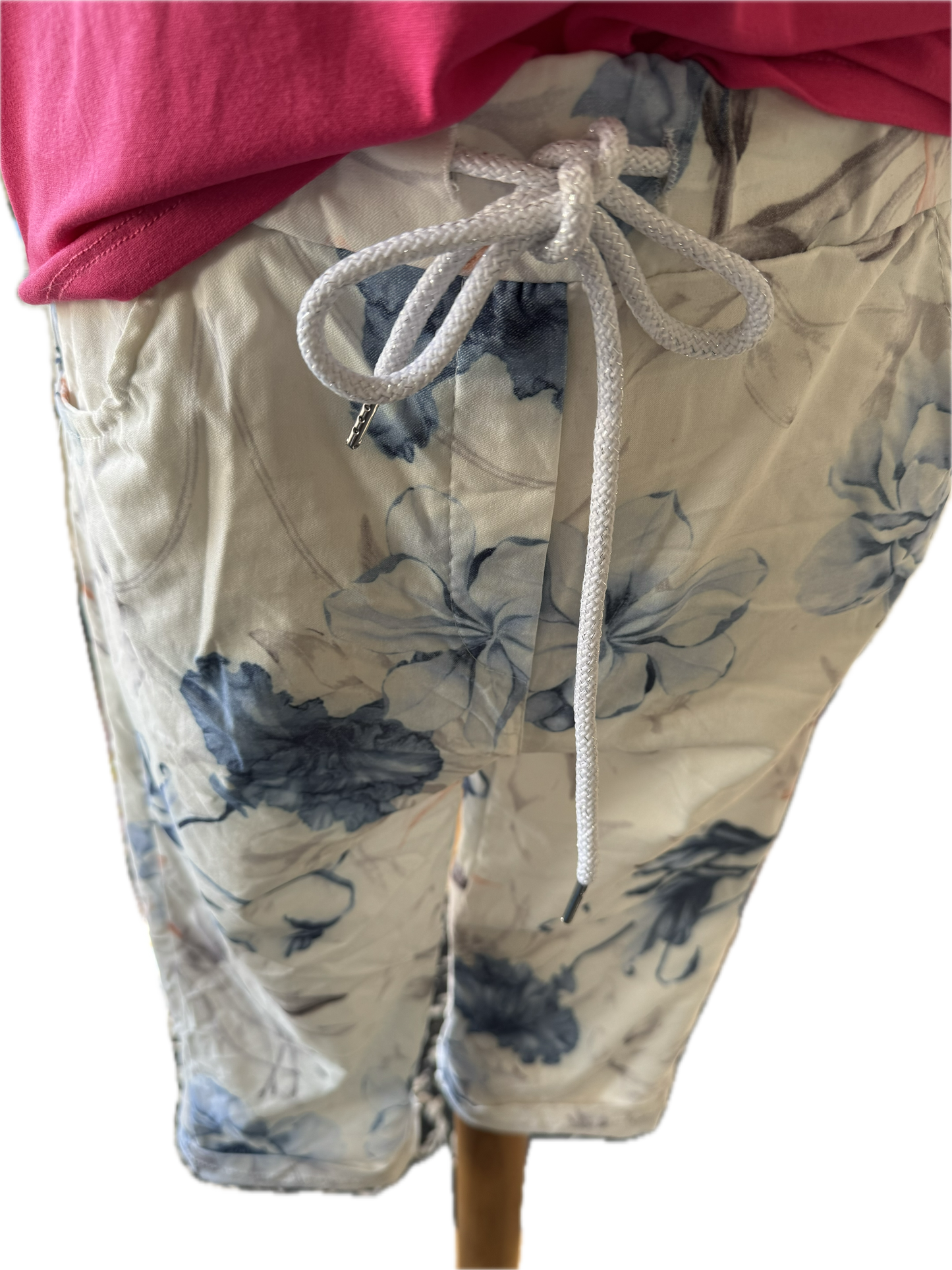 Länger geschnittene Shorts