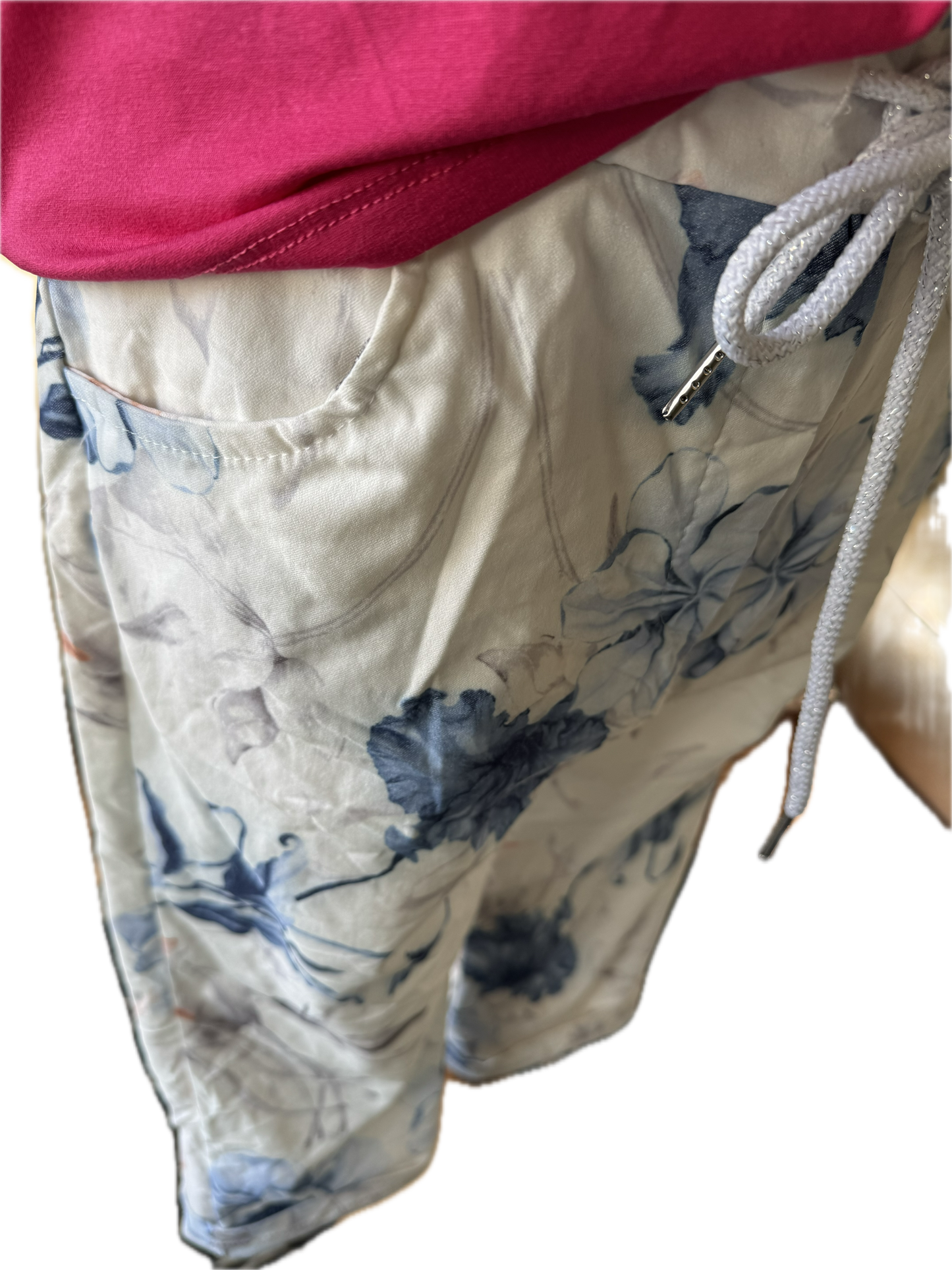 Länger geschnittene Shorts