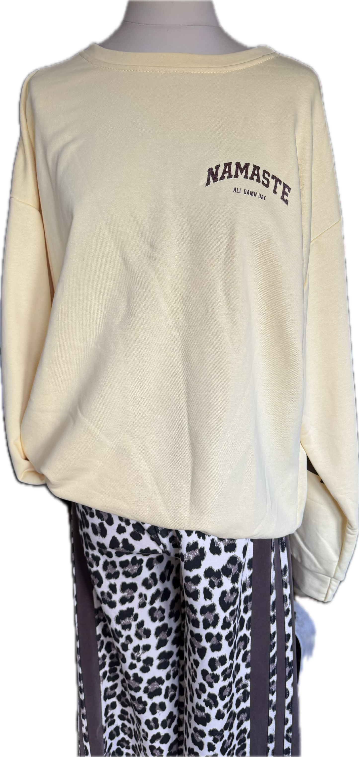 Sweatshirt  Oversized,  NAMASTE Schriftzug
