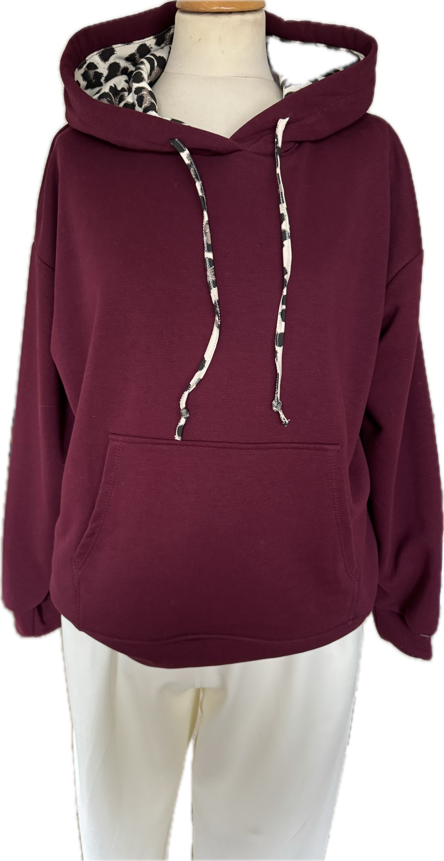 Hoodie in wine mit animal oder in creme mit animal