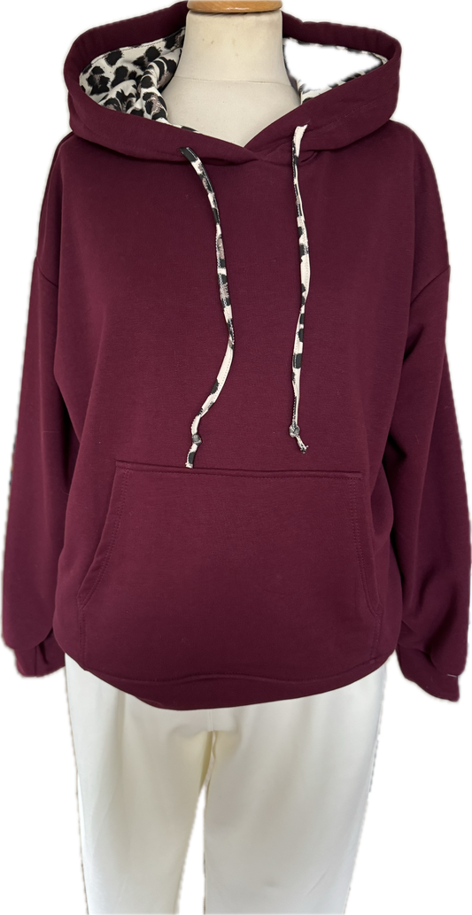 Hoodie in wine mit animal oder in creme mit animal
