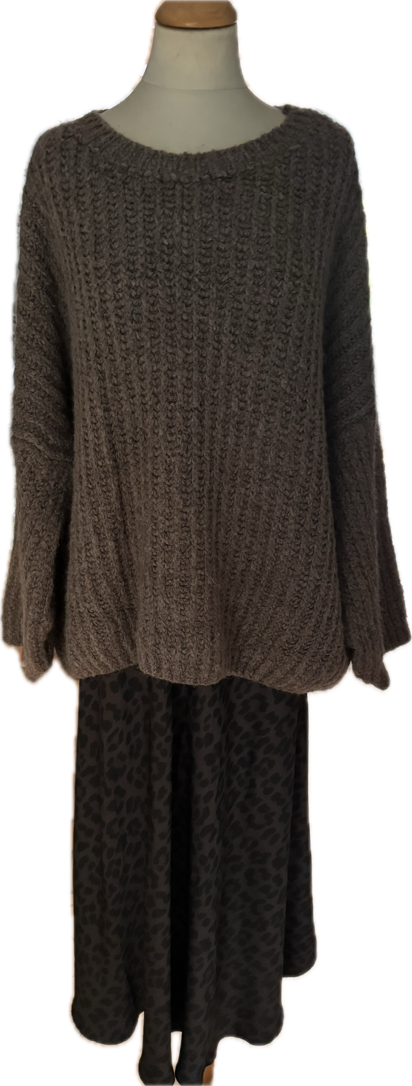 Oversized Pulli in Rippenoptik