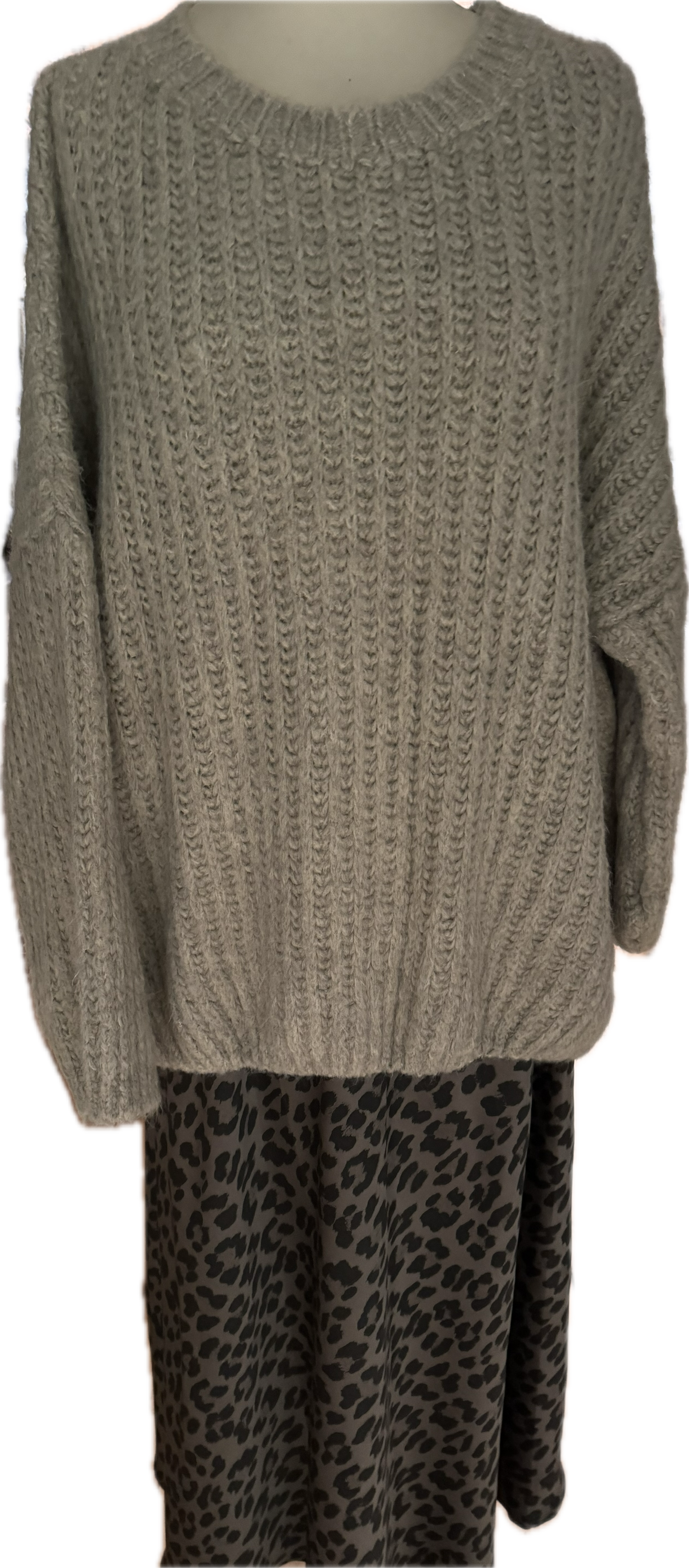 Oversized Pulli in Rippenoptik