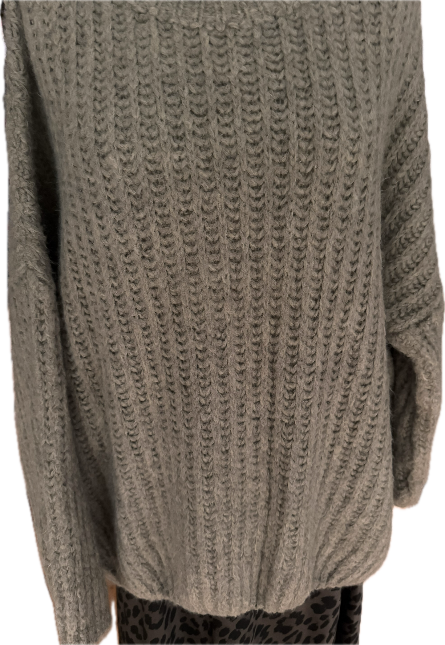 Oversized Pulli in Rippenoptik