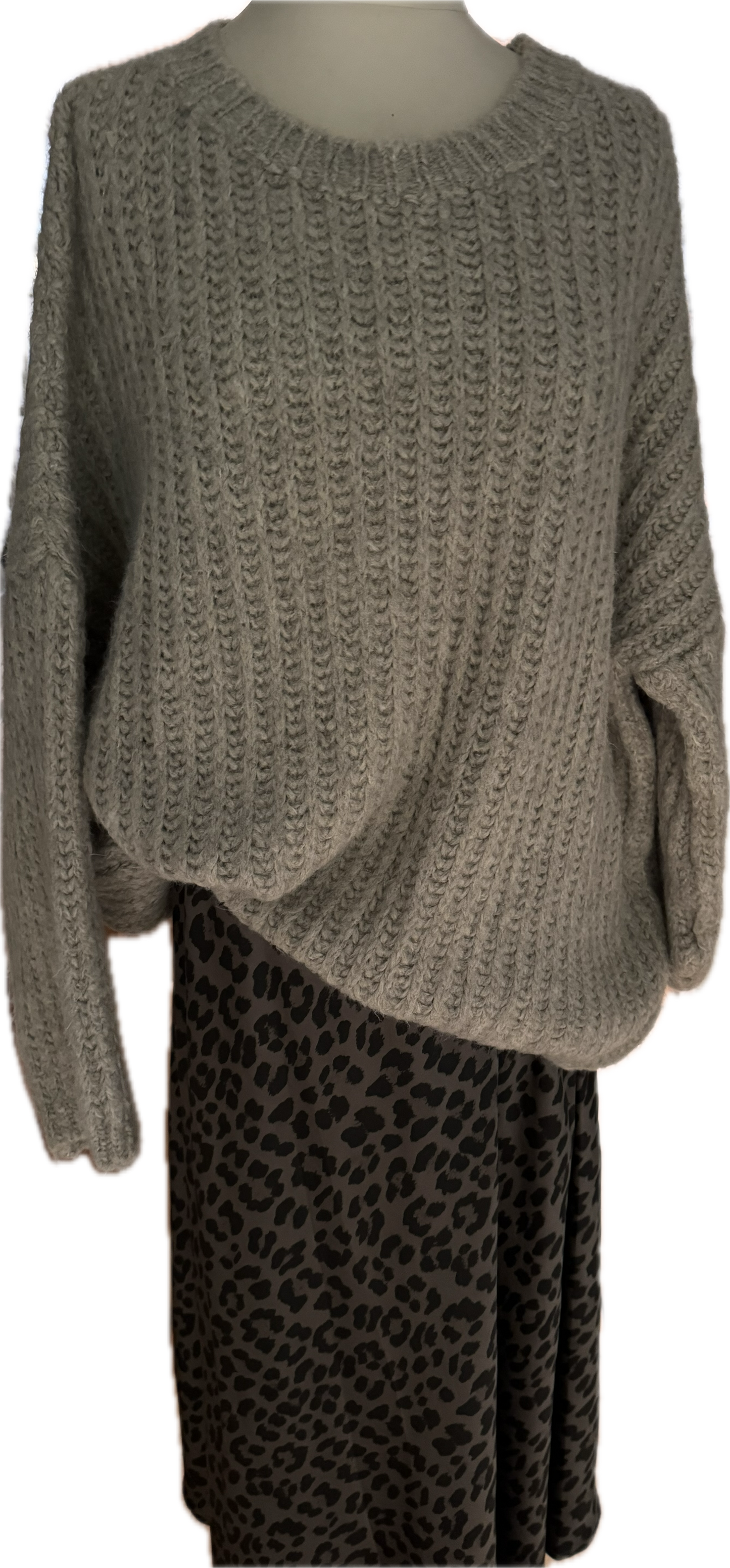 Oversized Pulli in Rippenoptik