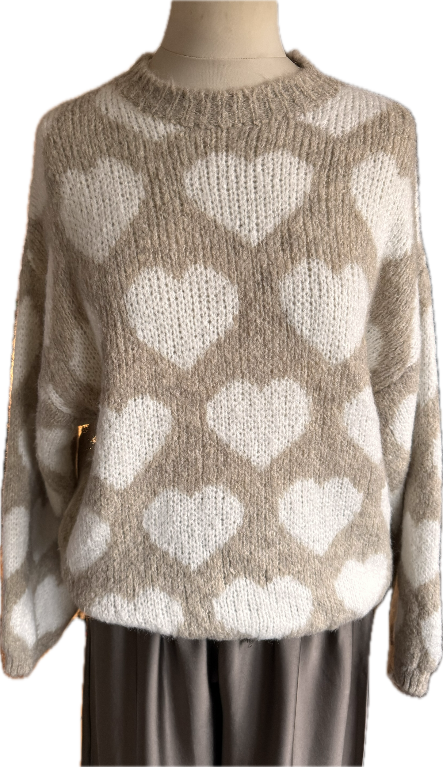 Herzpulli in beige mit creme