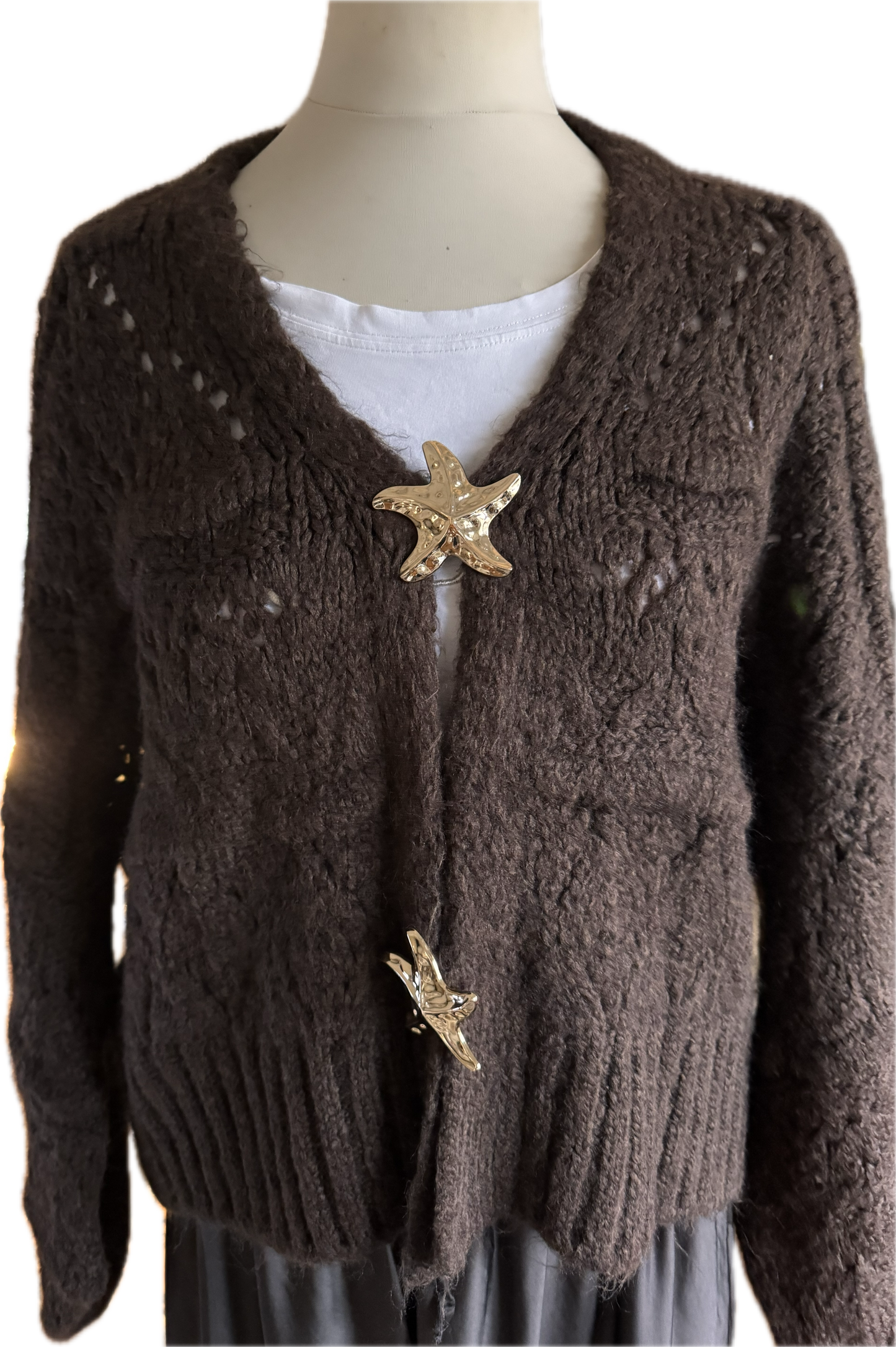 Strickjacke in dkl. braun