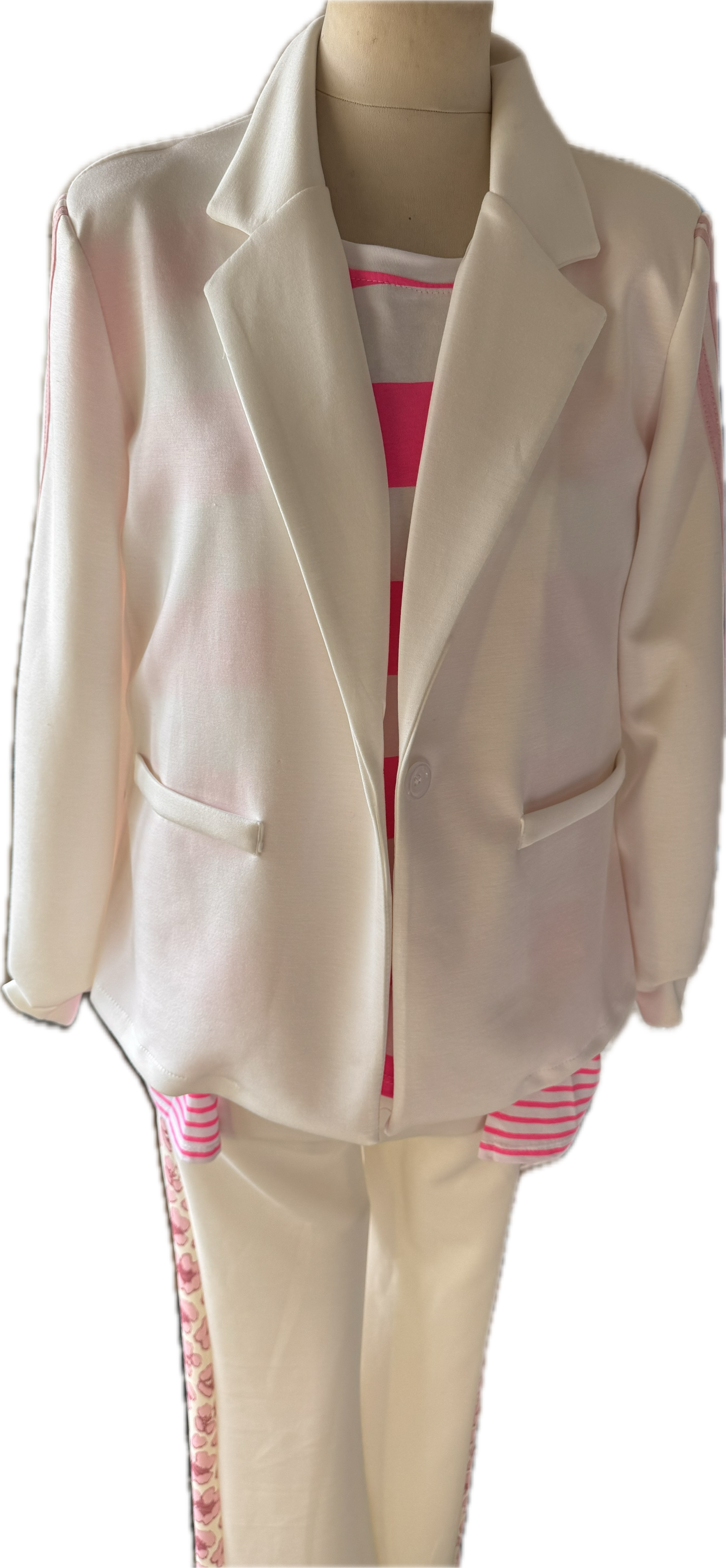 Blazer in cremeweiß, rosa Streifen am Ärmel