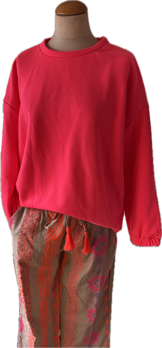 Sweatshirt neonpink mit Schriftzug