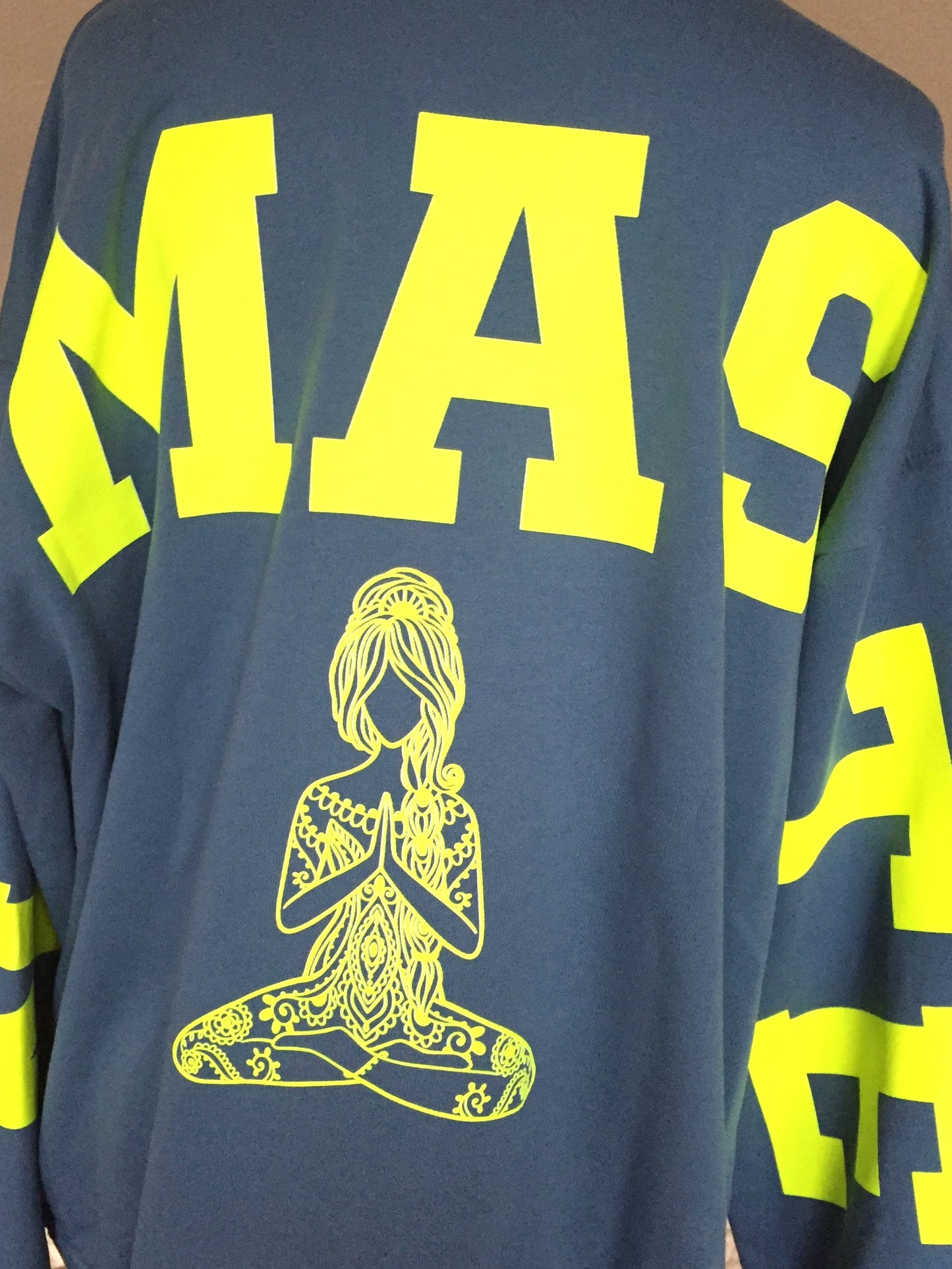 Sweatshirt mit "Namaste" Aufdruck,   BESTSELLER wieder da
