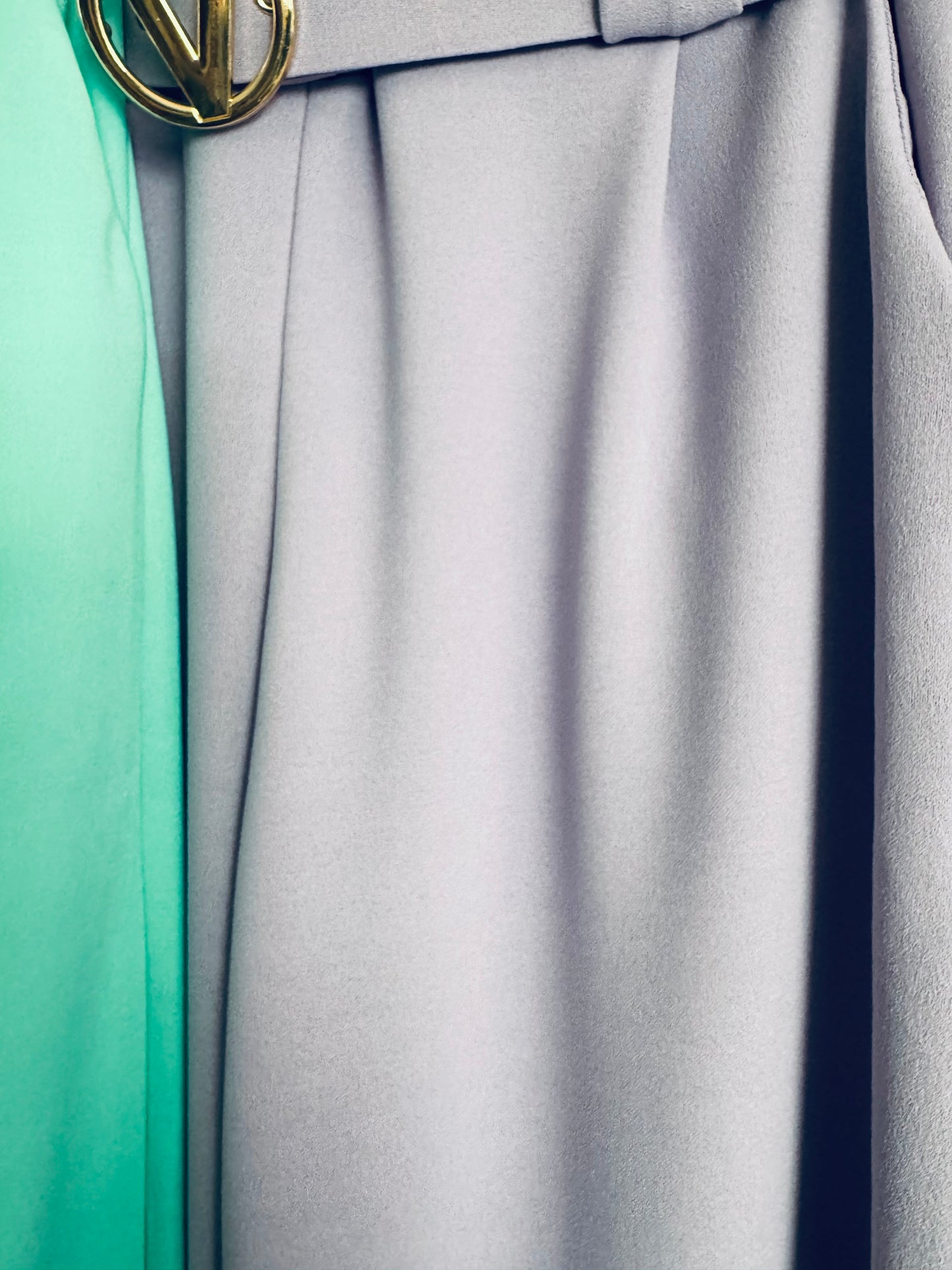 Marlenehose in smaragdgrün und flieder
