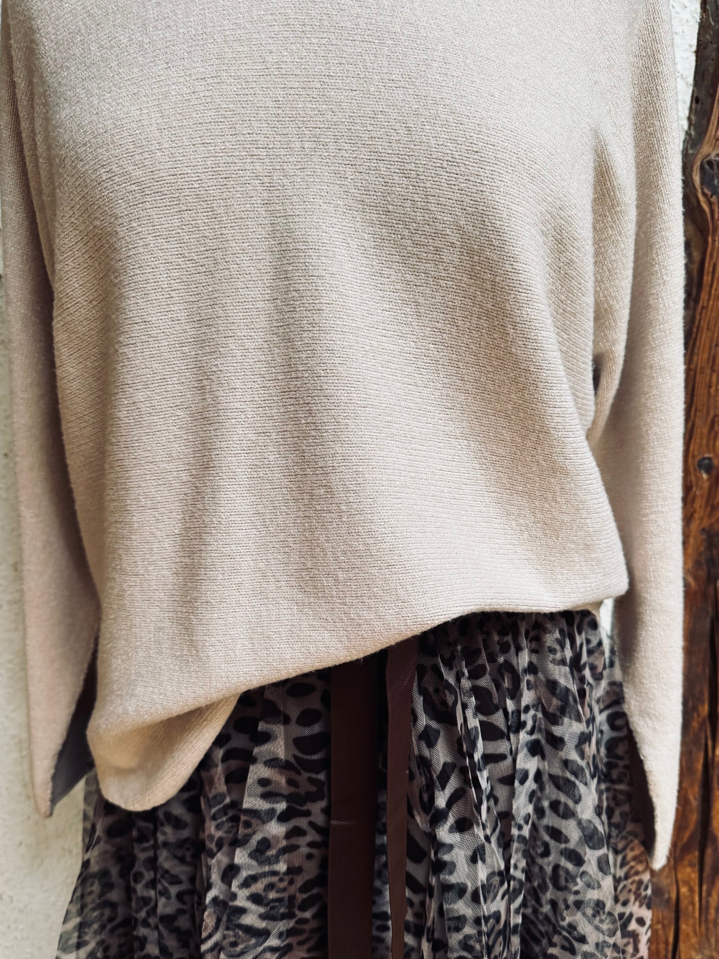 Leichter Strickpulli in ceme und mais