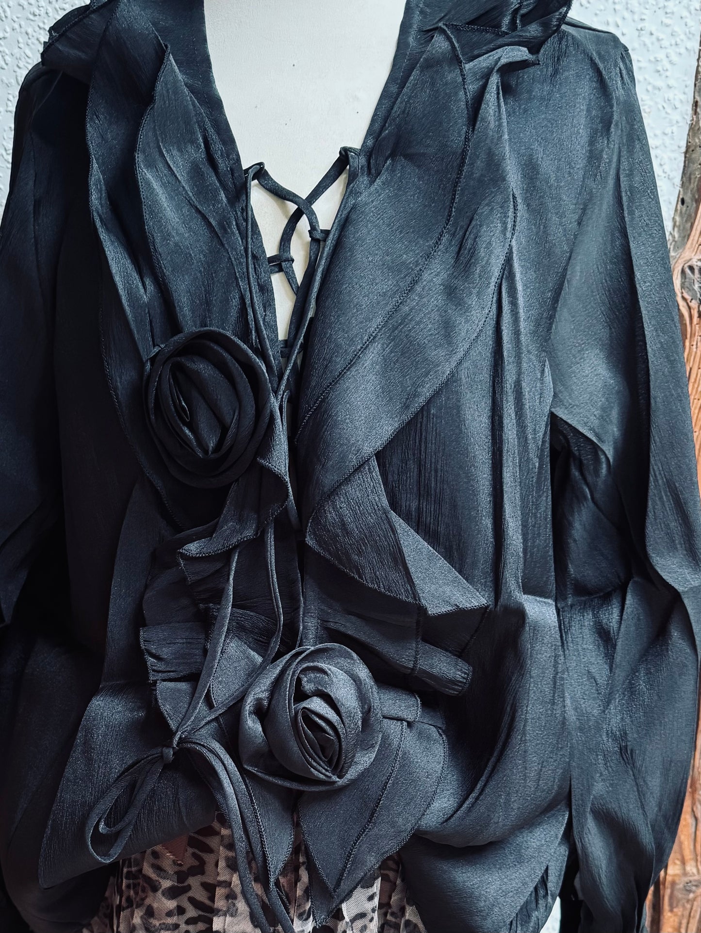 Schimmernde schwarze Bluse (Taft)