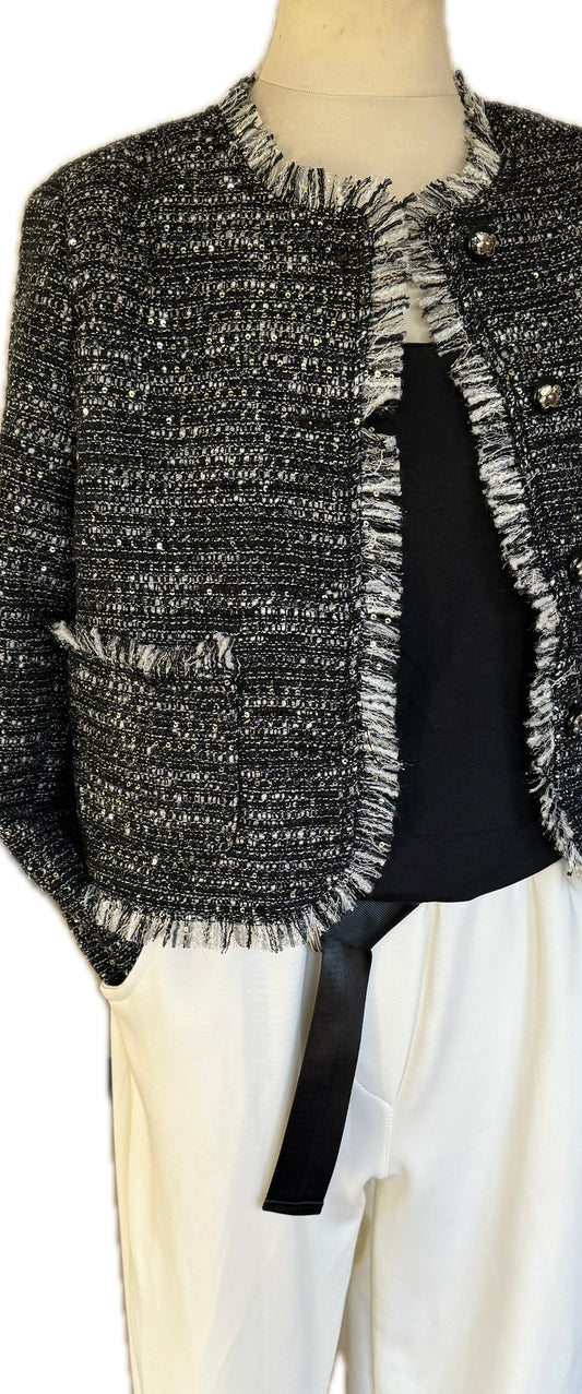 Kurze Fransenjacke mit Silberfaden und Pailletten