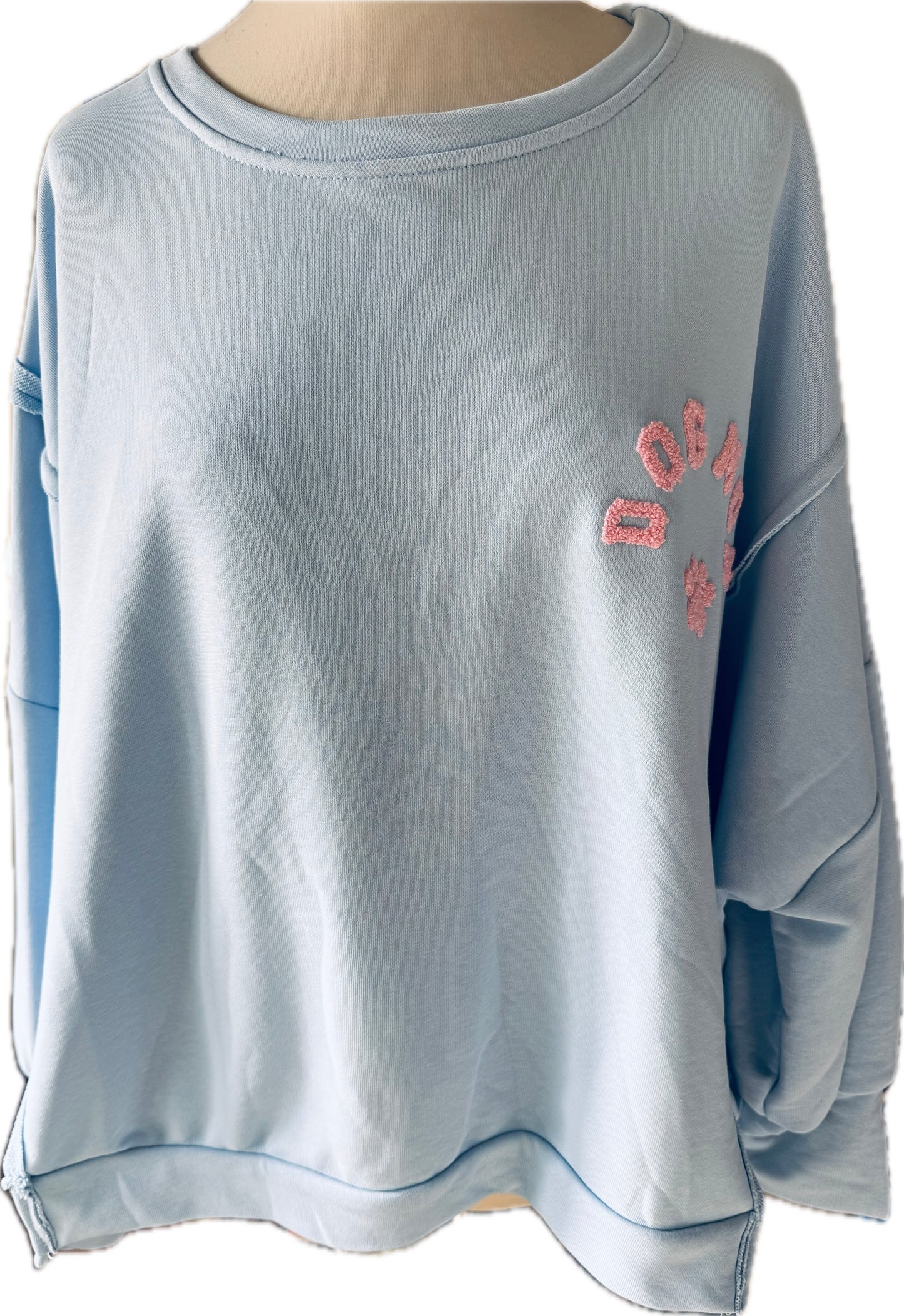 Oversized Sweatshirt "DOGMOM" in hellblau